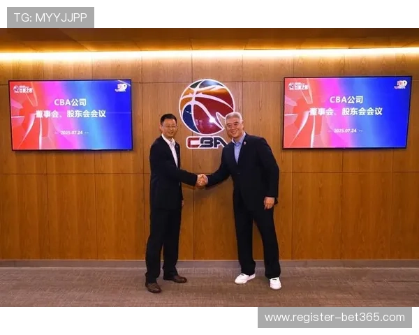 孔帕尼父亲,盛赞,儿子出色执,真人百家乐,百家乐技巧,百家乐策略,在线百家乐,百家乐游戏,赌场游戏,百家乐赢钱